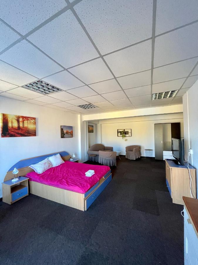 Luanaapartments # 43 Otopeni Esterno foto